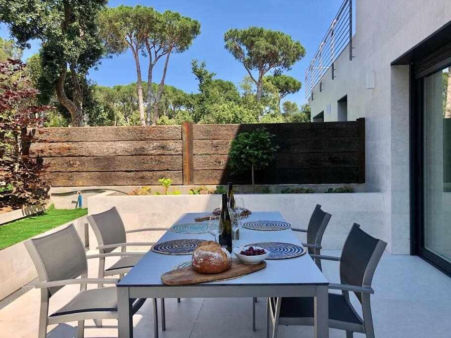 Naramia Sagaro Villa With Poolgarden10 Pax S'Agaro Eksteriør billede