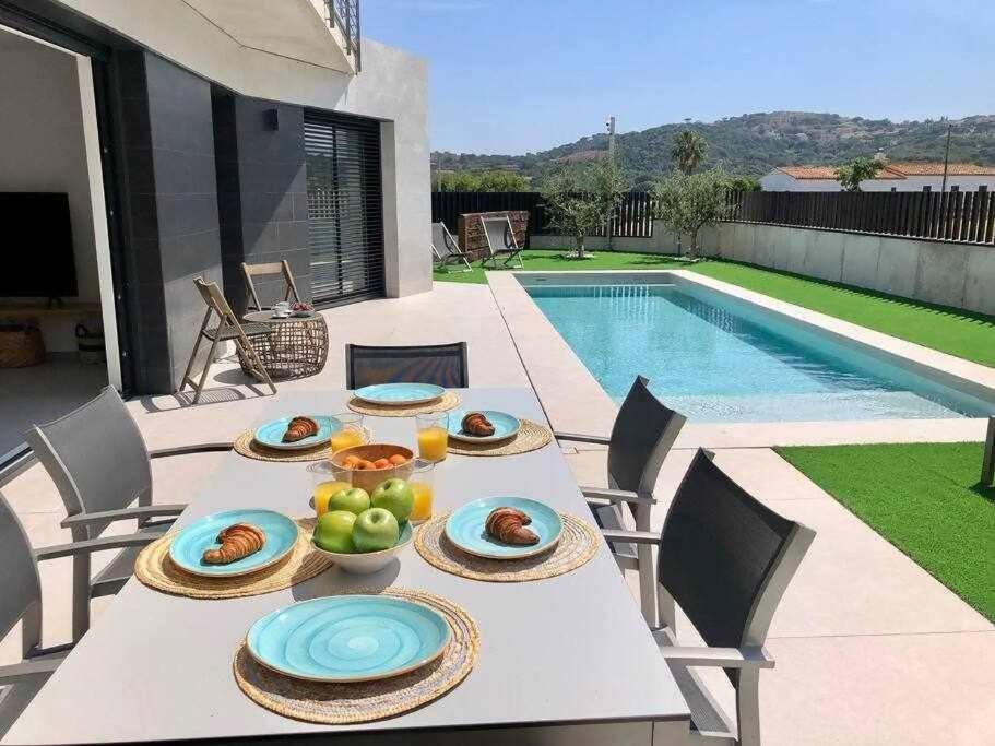 Naramia Sagaro Villa With Poolgarden10 Pax S'Agaro Eksteriør billede